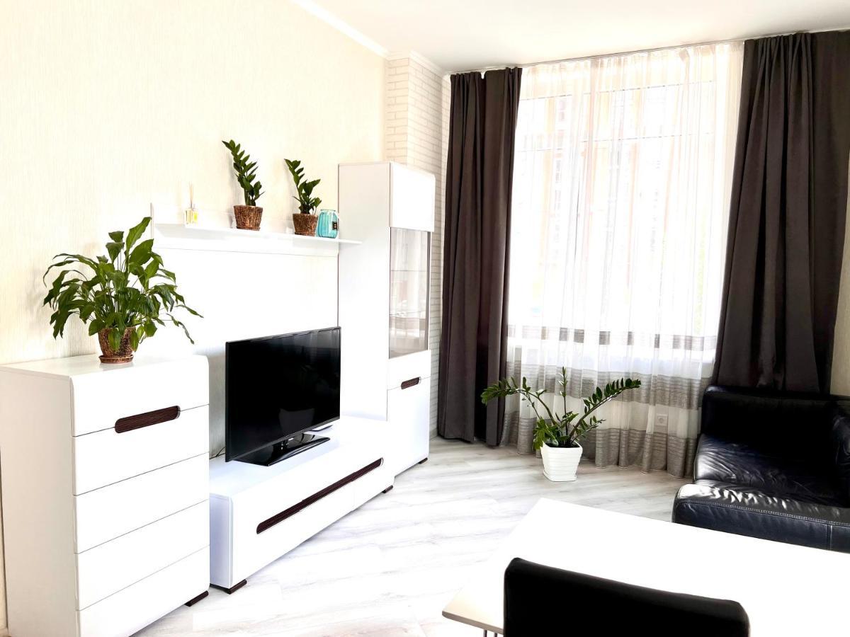 Osapart Cozy Apartment In A Complex Semycvit Lviv Exterior photo